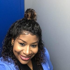 Meet your Posher, Camille